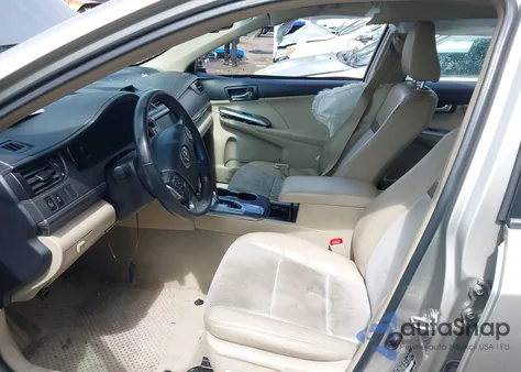 2014 Toyota Camry Hybrid Xle z USA, uszkodzony, nr VIN 4T1BD1FK6EU100238